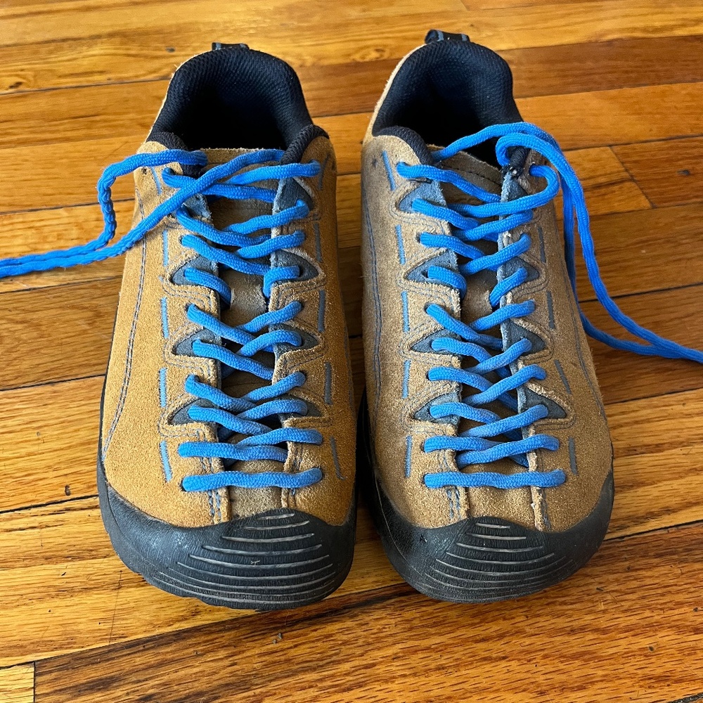 Keen Jaspers Womens size 6